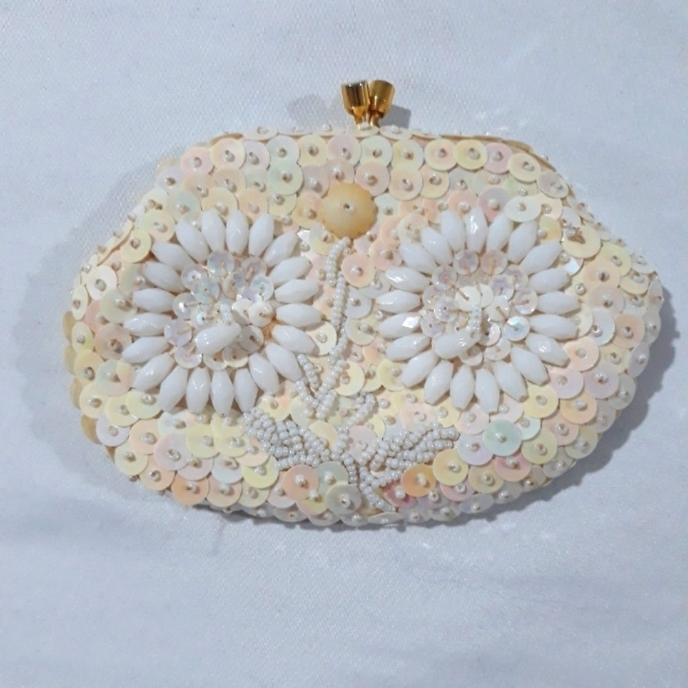 Vintage beaded Cream mini bag